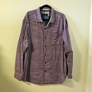 Tommy Bahama rare 2XB mens shirt. Contast colors plaid. Long sleeves. Preppy